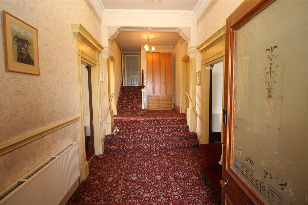 Additional image 10 of 4 bed flat for saleEldon Street, Greenock PA16