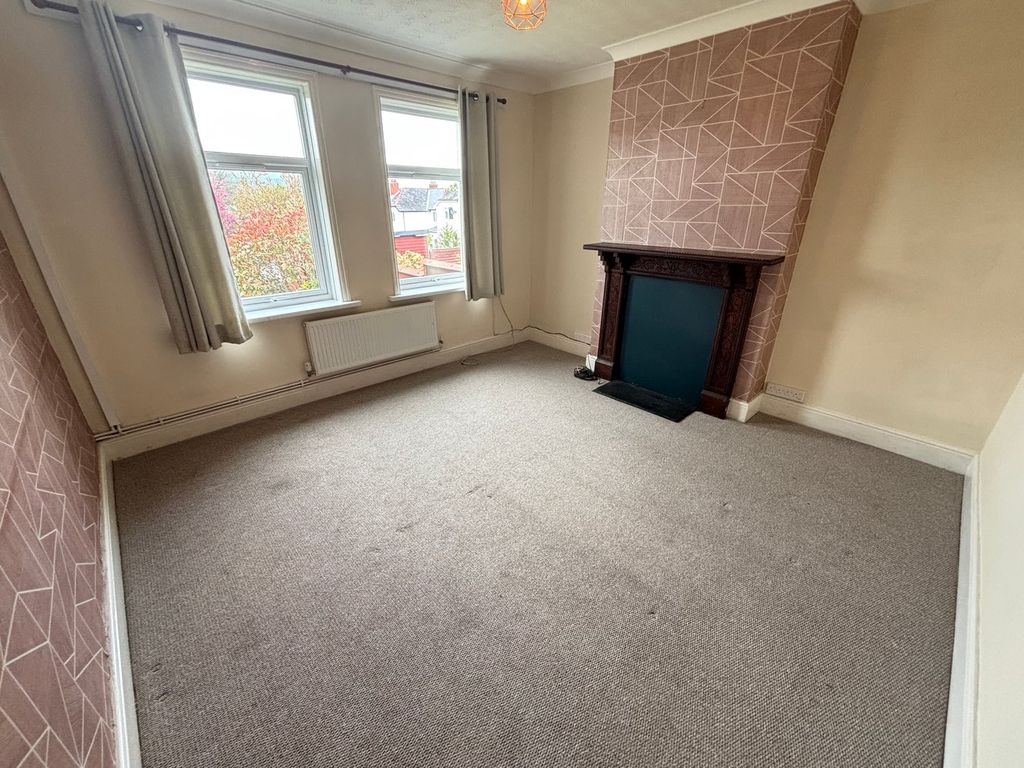 Additional image 5 of 3 bed semi-detached house to rentOxford Avenue, Llandrindod Wells LD1