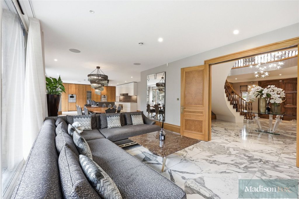 Additional image 10 of 8 bed detached house for saleStradbroke Drive, Chigwell, Essex IG7