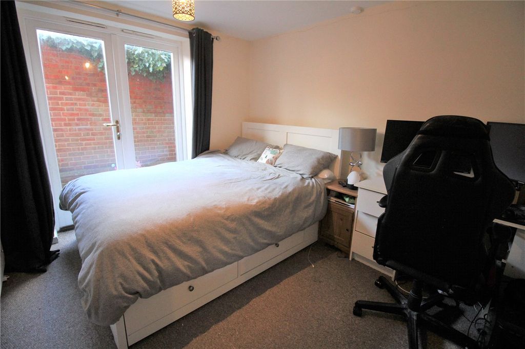 Additional image 4 of 2 bed flat to rentHanover Street, Cheltenham, Gloucestershire GL50