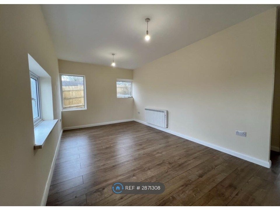 2 bed bungalow to rentDevauden, Chepstow NP16 photo 2