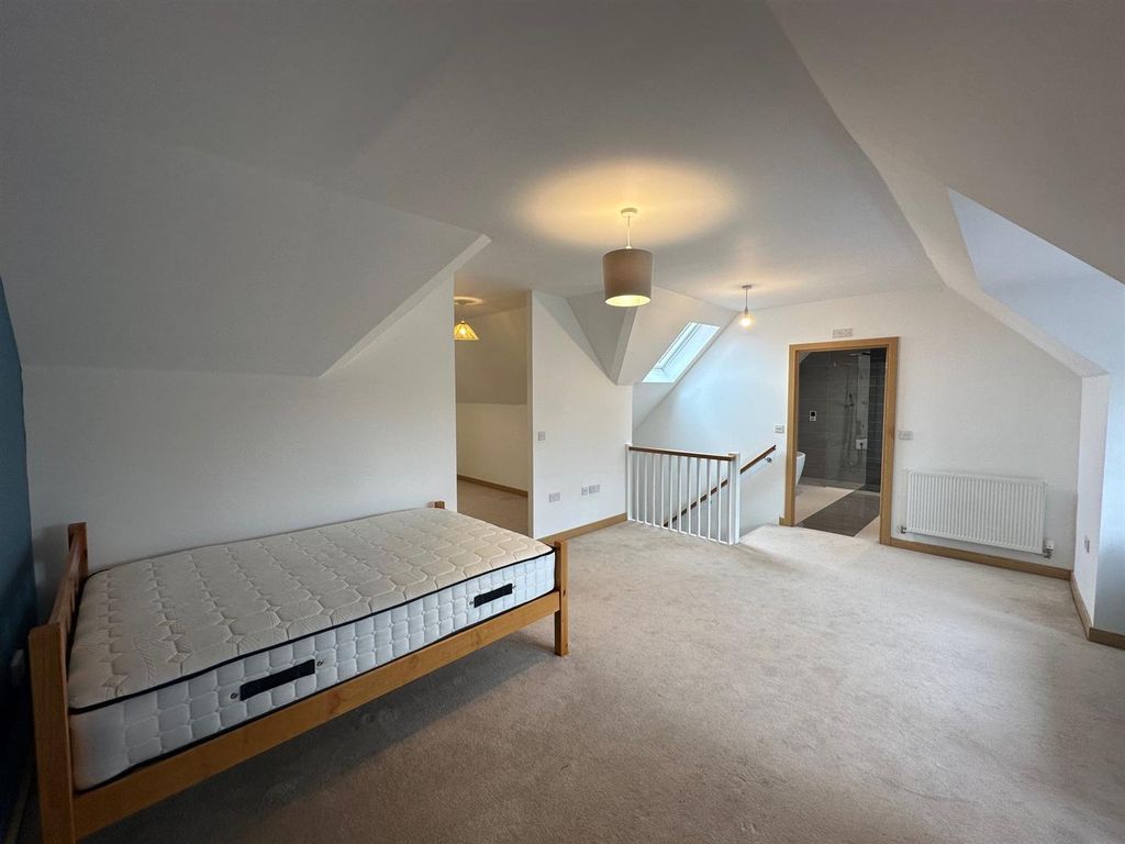 Additional image 16 of 5 bed detached house to rentMemorial Way, Off Thorpe Road, Peterborough PE3