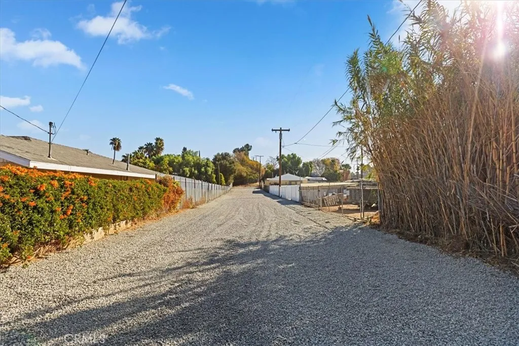 Additional image 75 of 19594 Temescal Canyon Rd, Corona, CA 92881