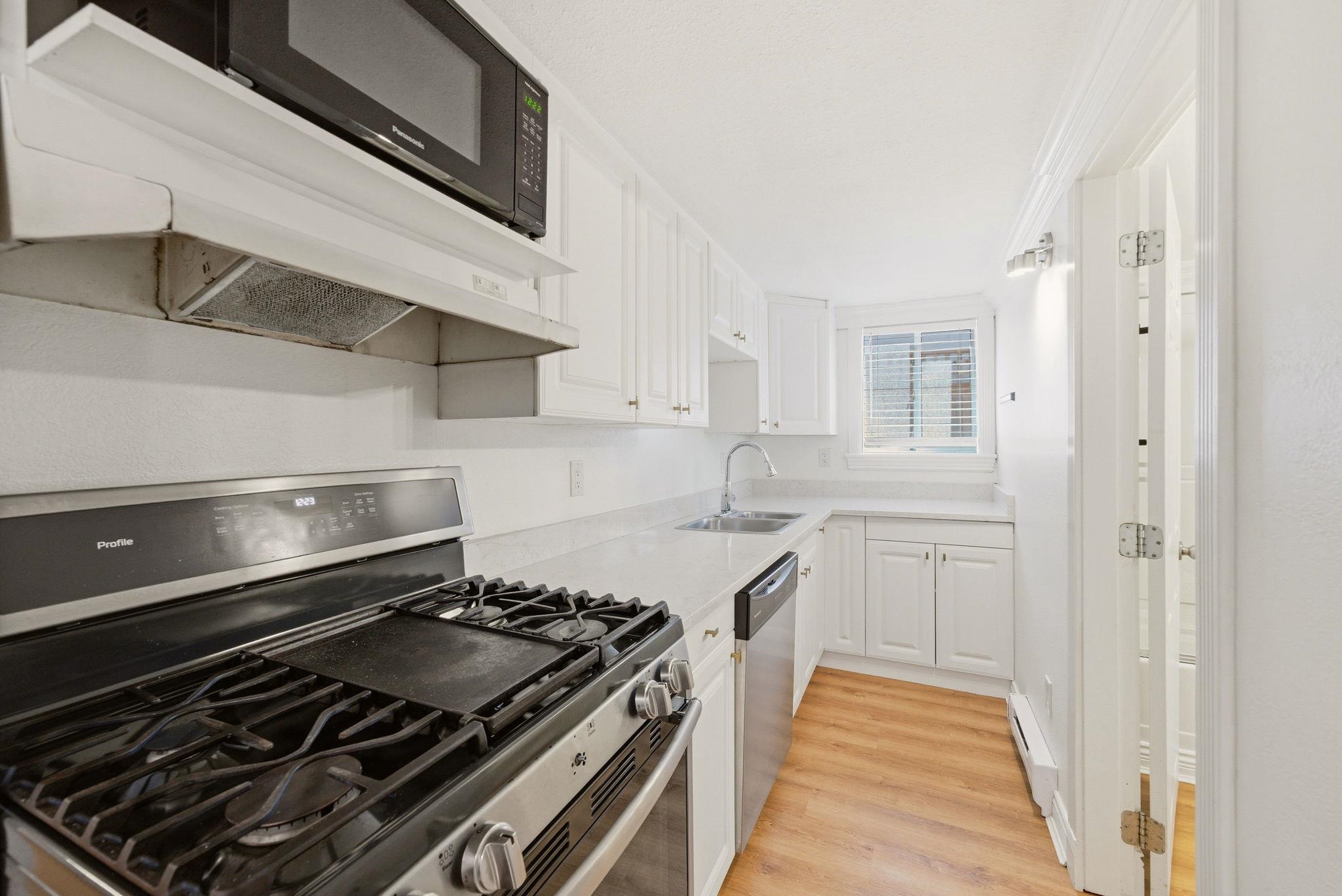 Additional image 4 of B-524 12th Avenue E, Vancouver, BC, V5T 2H5