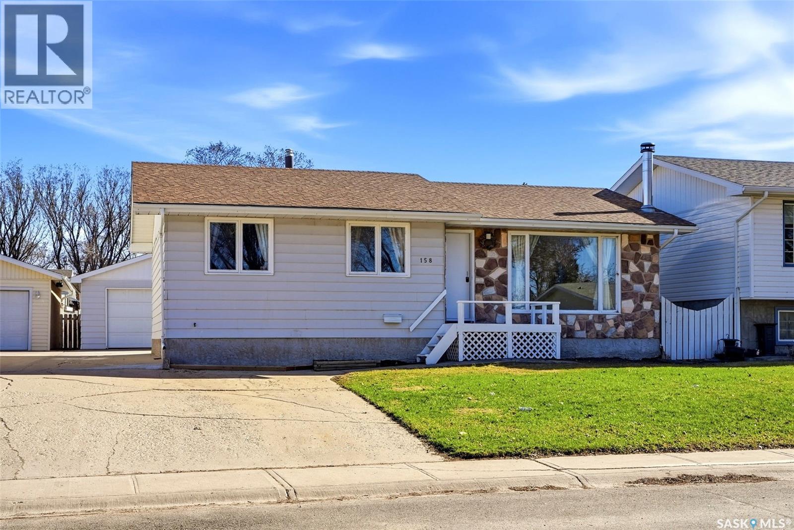 158 Trifunov CRESCENT