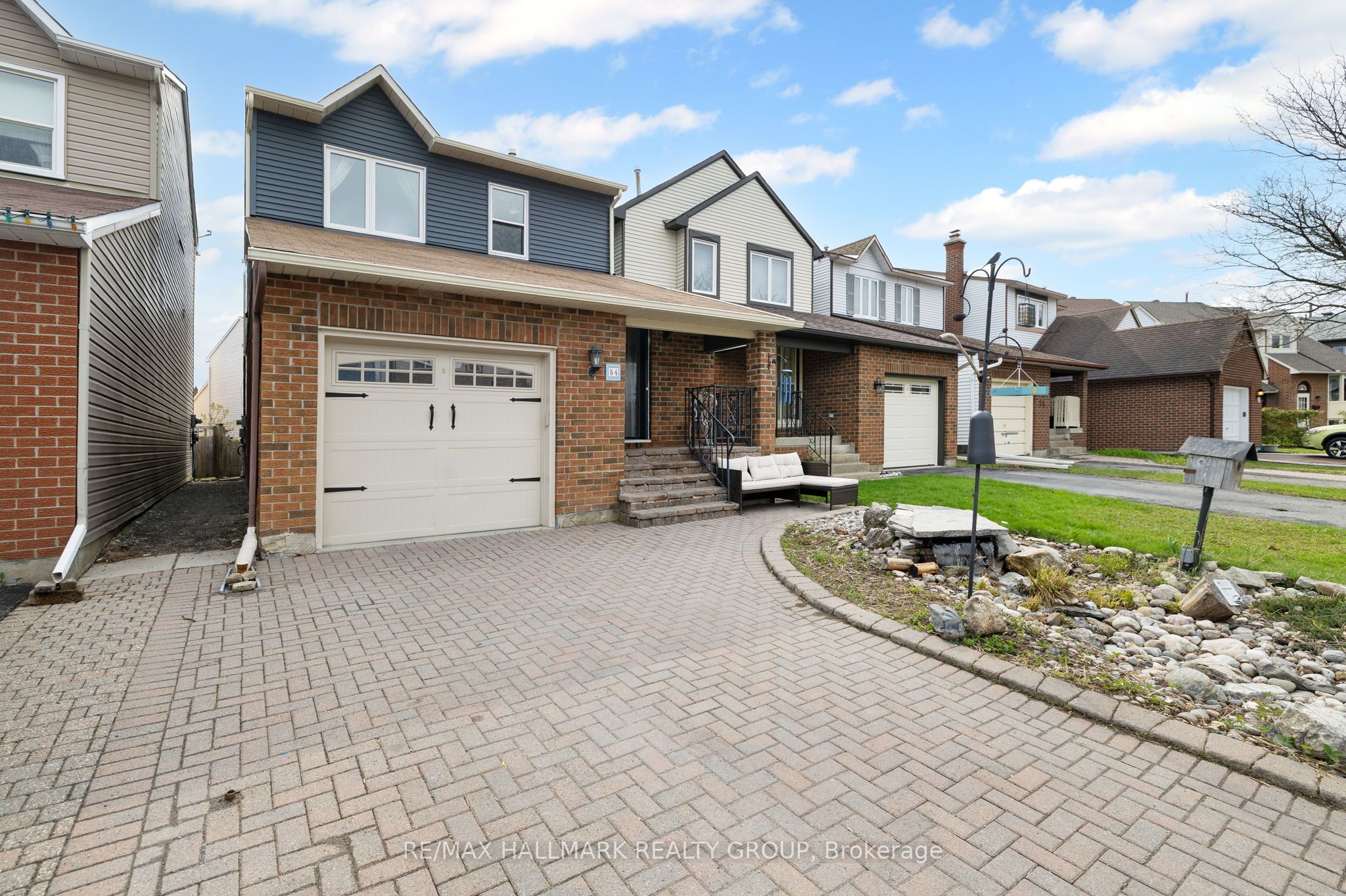 54 Fireside Crescent, Ottawa, ON, K1T 1Z4