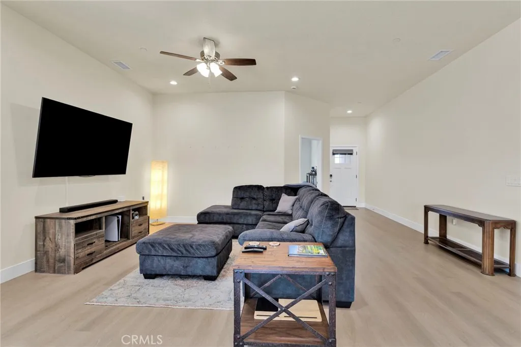 Additional image 5 of 27354 Strawberry Ln, Helendale, CA 92342