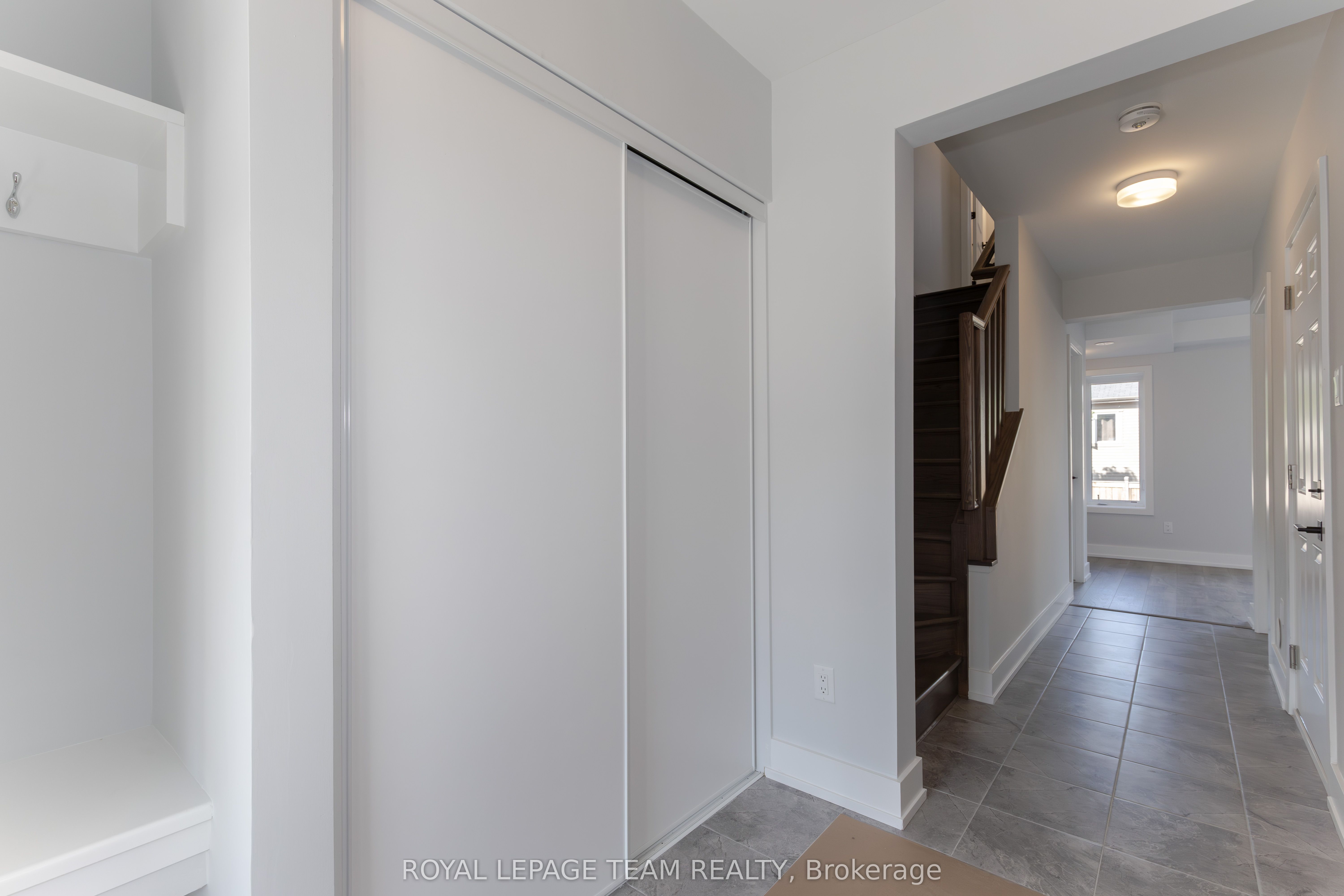 Additional image 2 of 748 Kinstead Private, Ottawa, ON, K2S 3B3