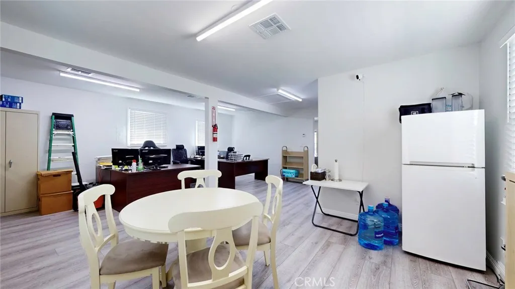 Additional image 2 of 6851 Foothill Boulevard, Tujunga, CA 91042