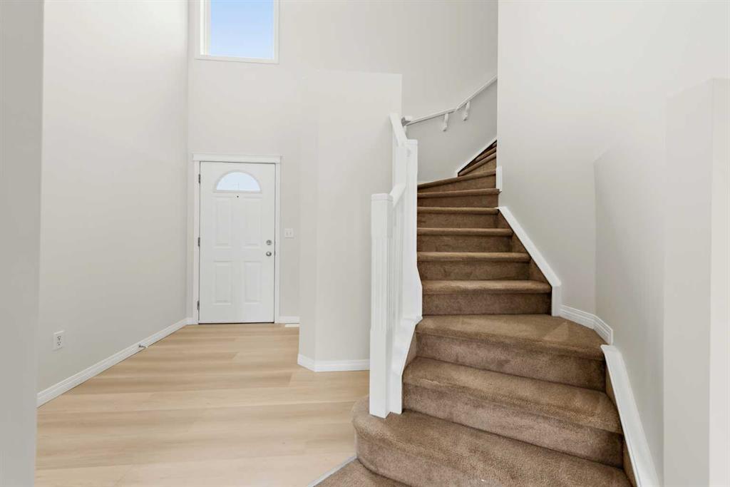 Additional image 5 of 149 Royal Birch Crescent NW, Calgary, AB, T3G 5P2