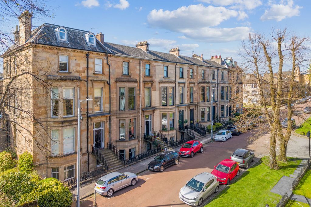 6 bed town house for saleWestbourne Gardens, Dowanhill, Glasgow G12