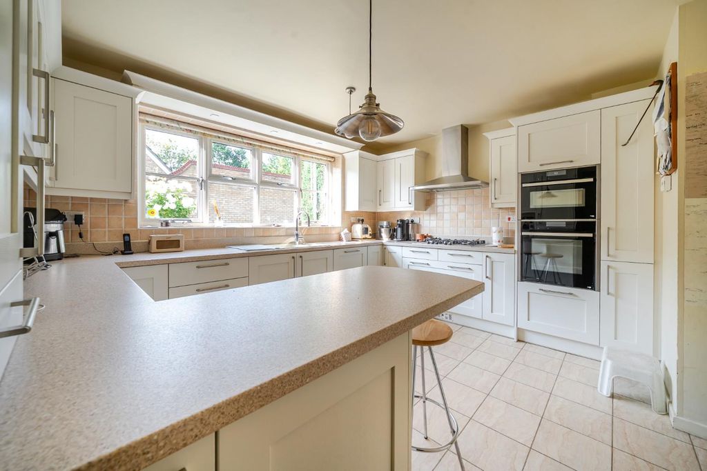 Additional image 7 of 4 bed property for saleLondon Road, Sandy SG19