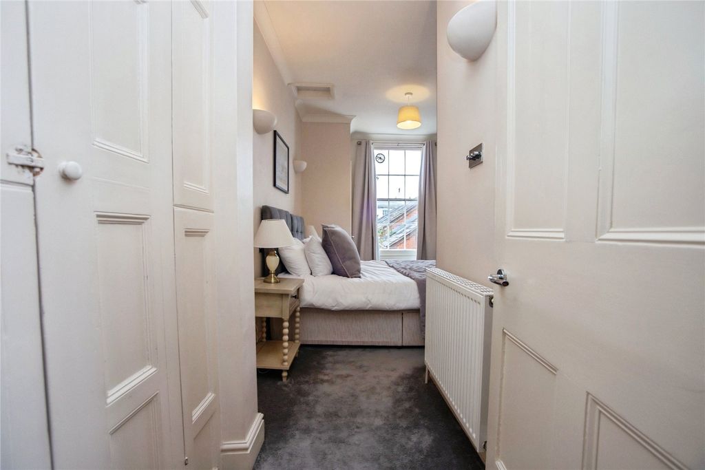 Additional image 18 of 3 bed flat to rentBerkeley Street, Cheltenham, Gloucestershire GL52