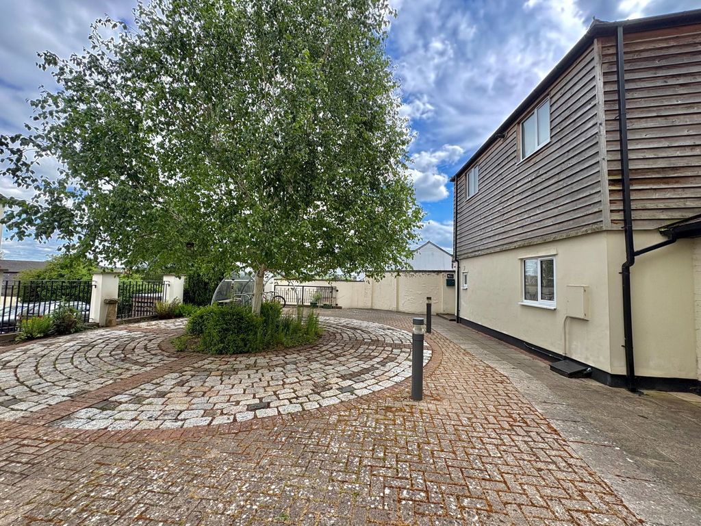 Additional image 12 of 2 bed flat to rentSwan House, Edde Cross Street, Ross-On-Wye, Herefordshire HR9