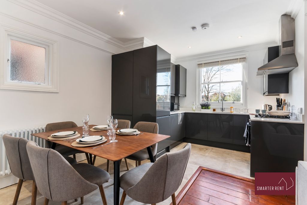 Additional image 3 of 3 bed flat to rentBurlington Avenue, Kew TW9