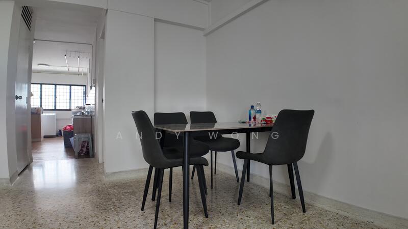 703 Yishun Avenue 5