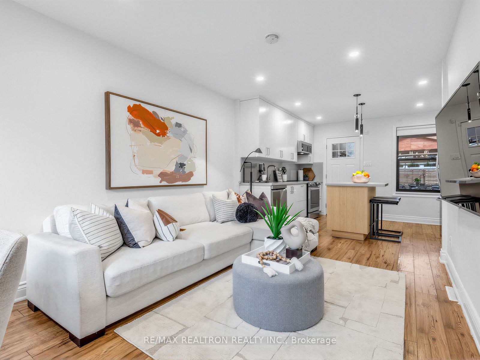 Additional image 4 of 8 Khedive Avenue, Toronto, ON, M6A 2G2