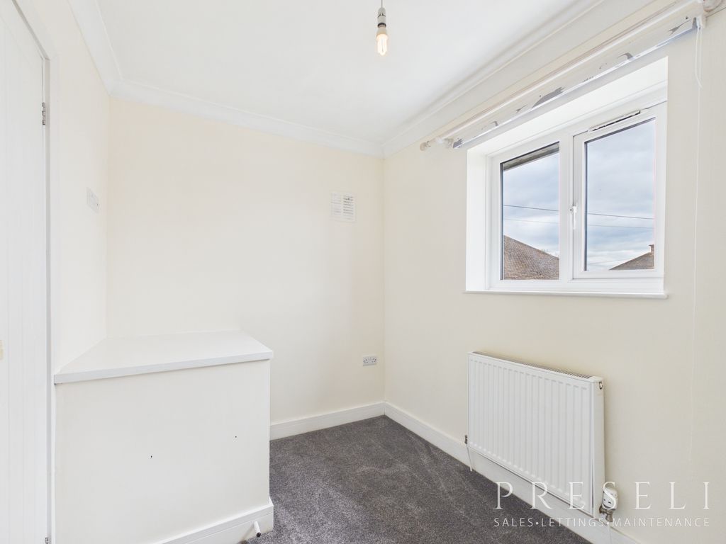 Additional image 11 of 3 bed semi-detached house to rentThe Close, Johnston, Haverfordwest, Pembrokeshire SA62