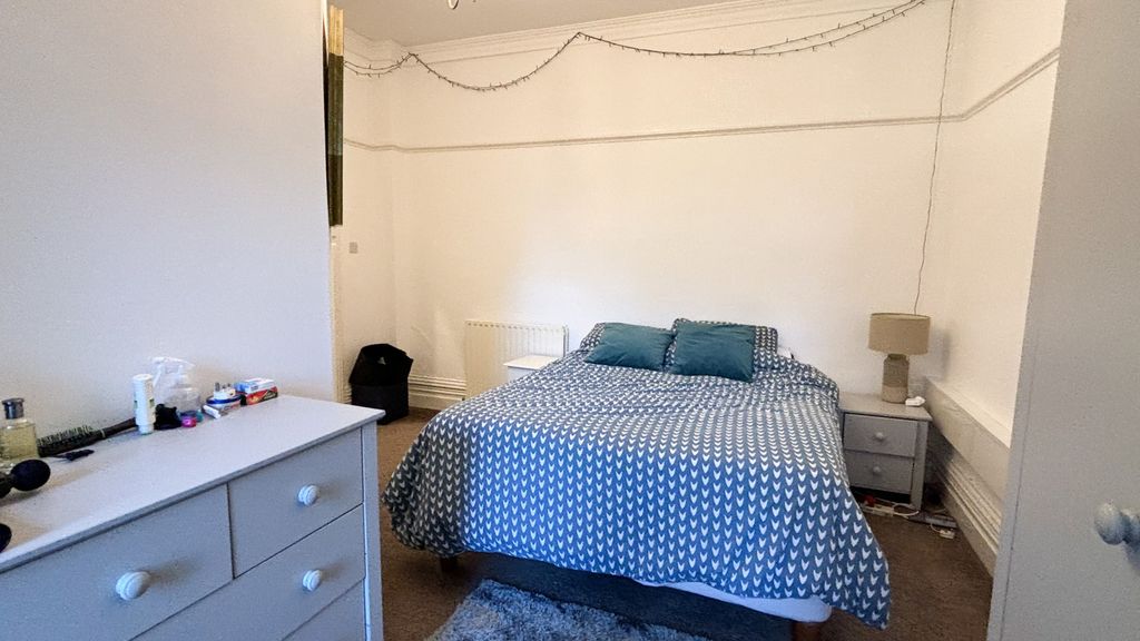 Additional image 6 of 2 bed flat to rentApt. 1, 55 Royal Avenue West, Onchan IM3