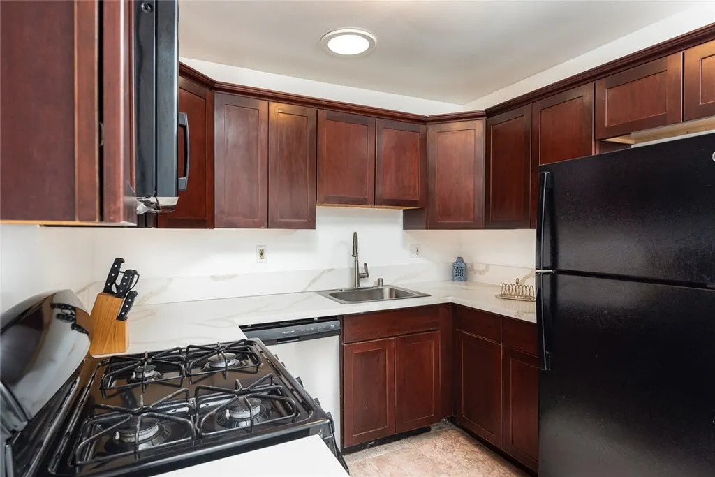 Additional image 8 of 10416 Clybourn Avenue, Shadow Hills, CA 91040