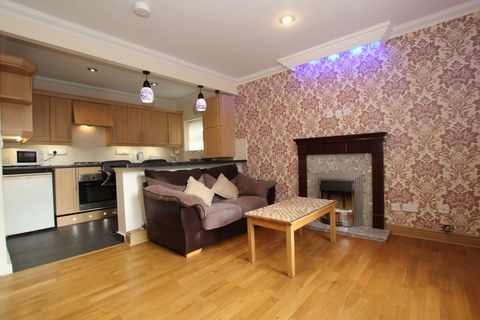 Alexandra Road, Liverpool L22