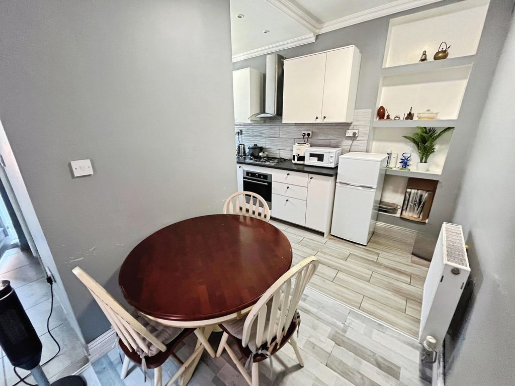 Additional image 3 of 1 bed flat to rentDunraven Street, Tonypandy CF40