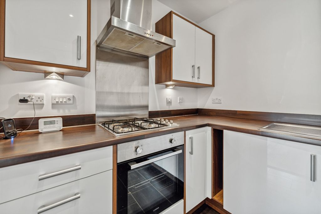 Additional image 5 of 2 bed flat to rentKenley Road, Renfrew, Renfrew PA4