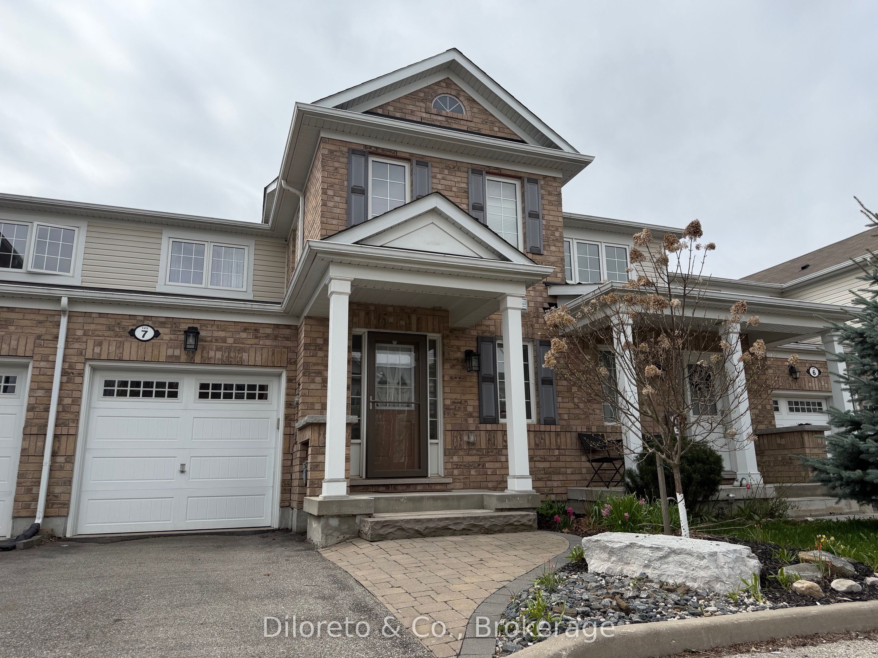 7-125 Blackbridge Road, Cambridge, ON, N3C 0G3
