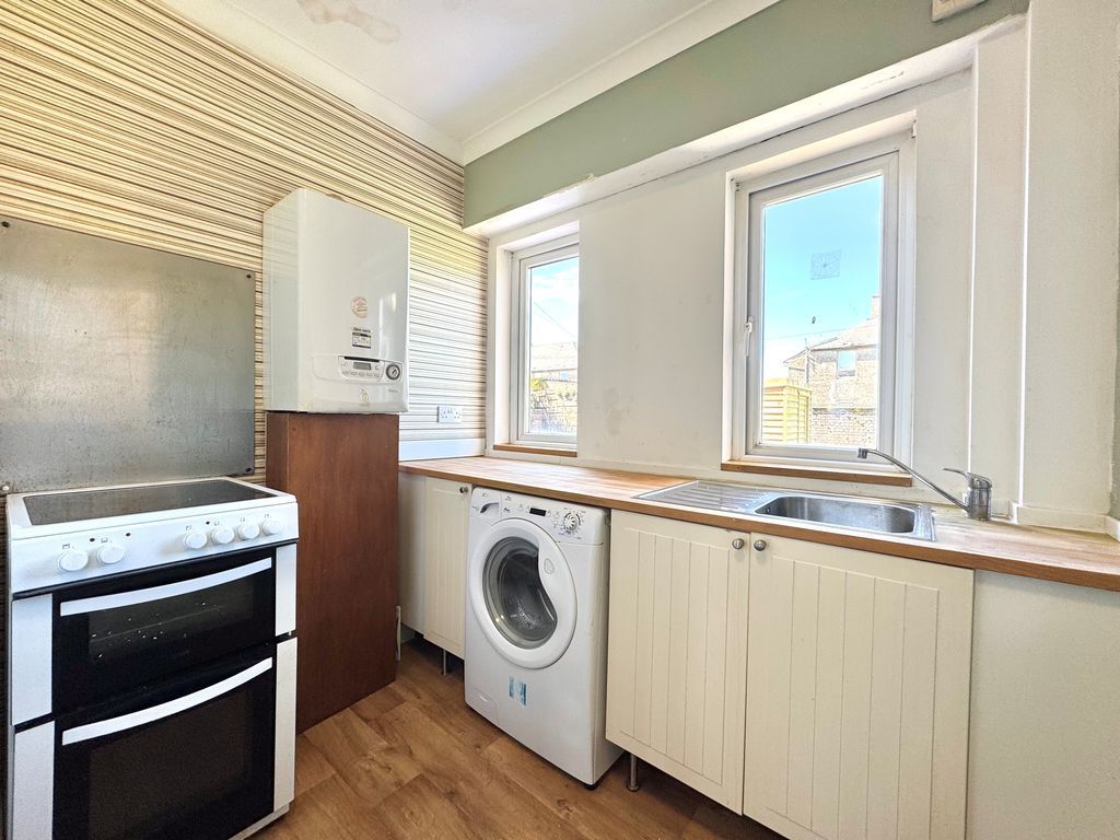 Additional image 5 of 2 bed flat for salePrestwick Road, Ayr KA8