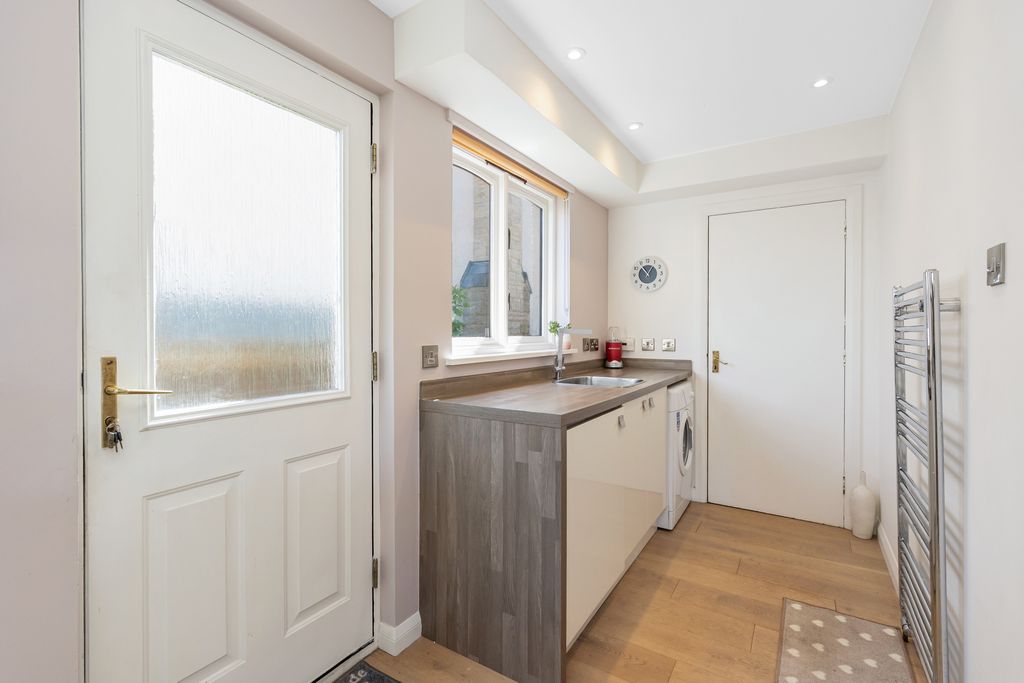Additional image 8 of 5 bed villa for sale42 Eskfield Grove, Eskbank EH22