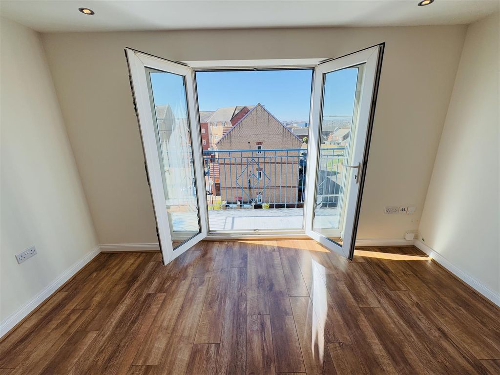 Additional image 5 of 2 bed flat to rentSandpiper House, Fleet Avenue, Hartlepool TS24