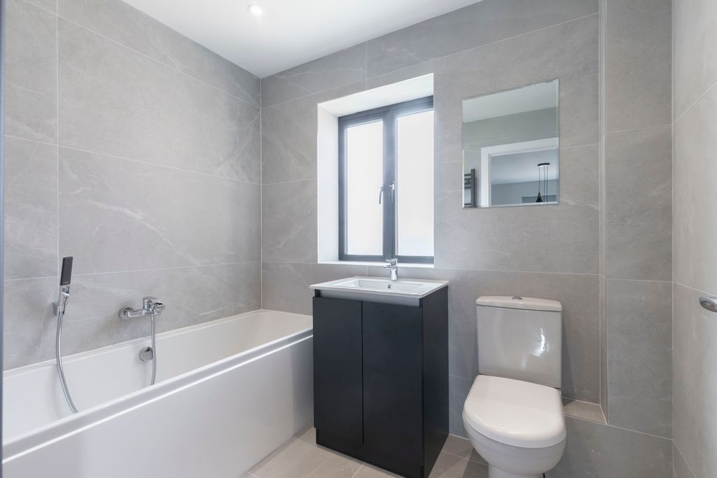 Additional image 14 of 4 bed detached house to rentBlacksmith Lane, Cheltenham GL52
