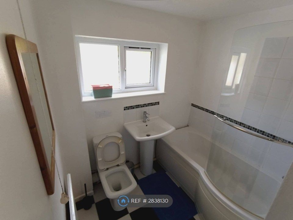 Additional image 4 of 5 bed semi-detached house to rentPengarth Rise, Falmouth TR11