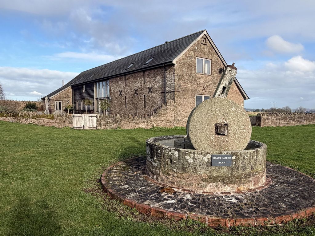 Additional image 11 of 4 bed barn conversion to rentBlack Norle Barn, Glewston, Ross-On- Wye HR9