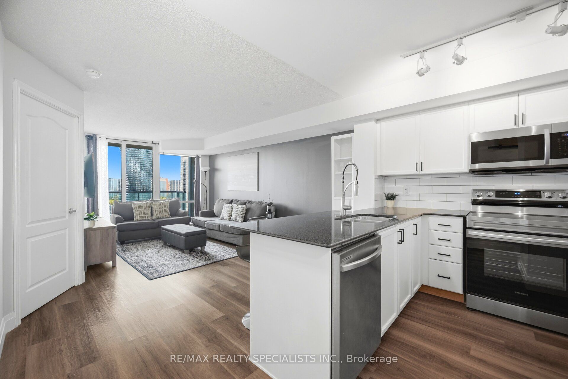 Additional image 6 of 1810-1 Elm Drive W, Mississauga, ON, L5B 4M1