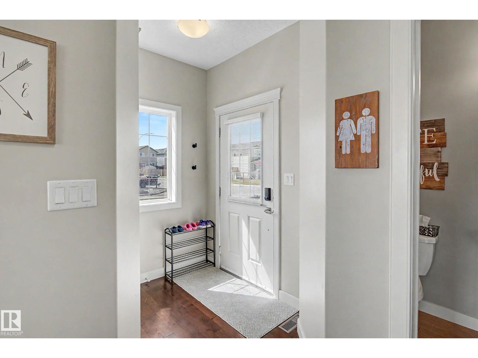Additional image 5 of 9483 227 Street NW, Edmonton, AB, T5T7H4