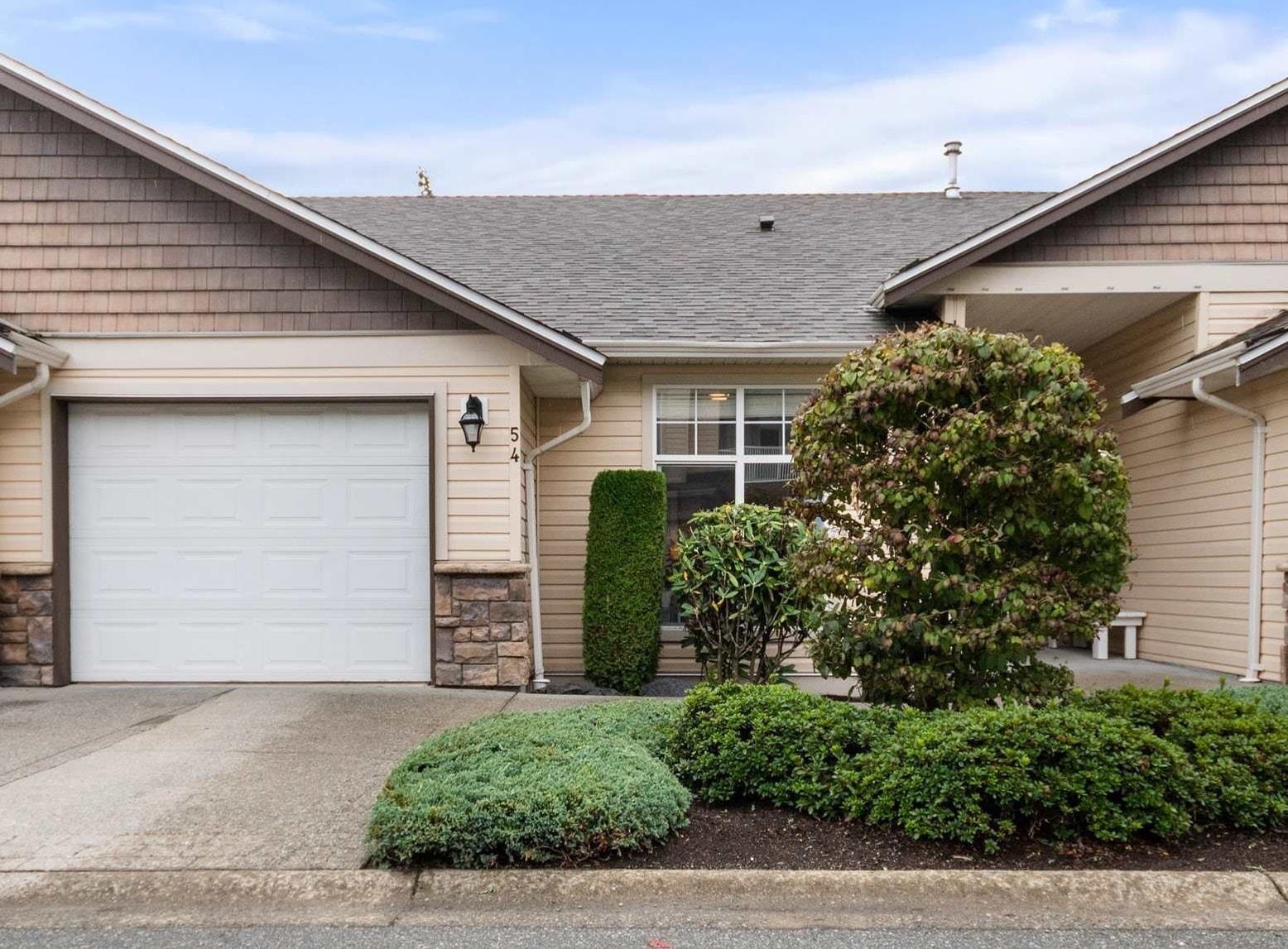 54-8590 Sunrise Drive, Chilliwack, BC, V2R 3Z4