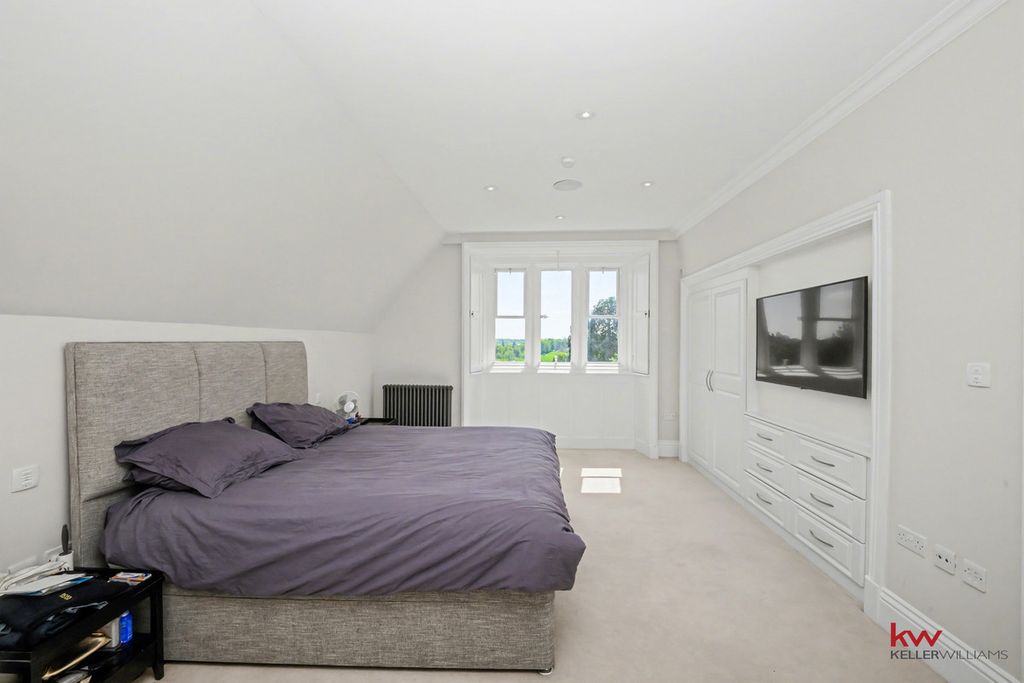 Additional image 18 of 5 bed penthouse for saleGoldings, Hertford SG14