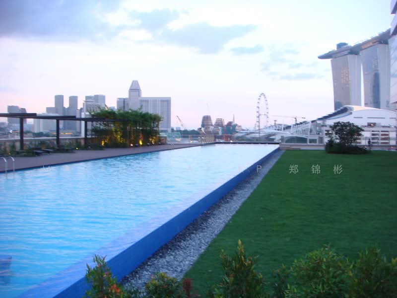 18 Marina Boulevard photo 2