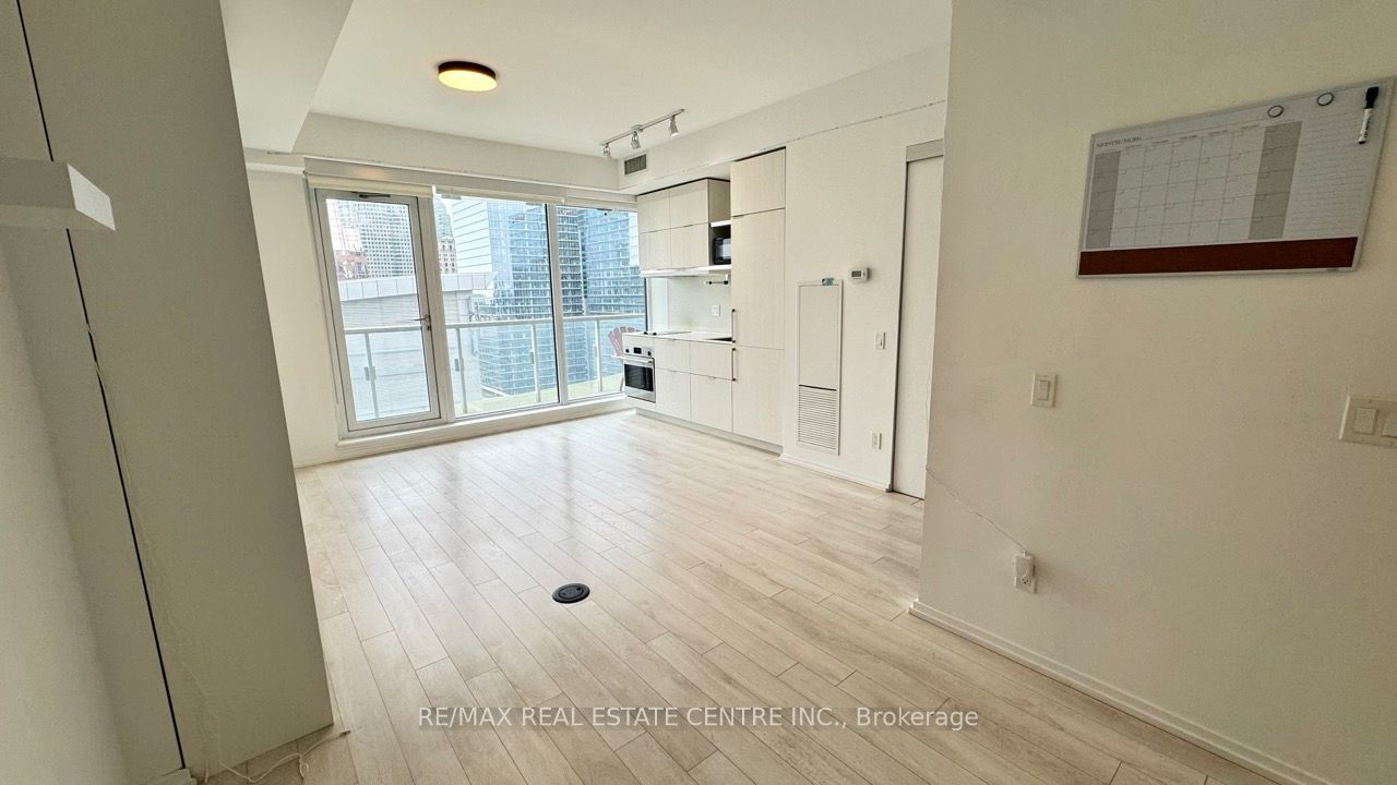 Additional image 4 of 2608-197 Yonge Street, Toronto, ON, M5B 1M4