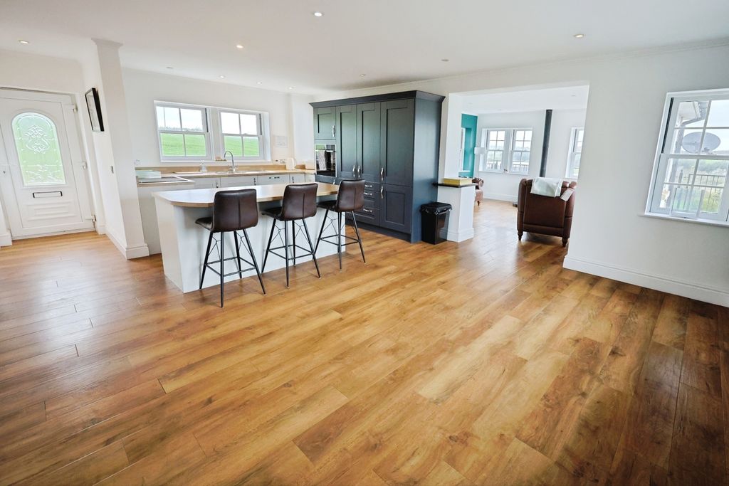 Additional image 4 of 2 bed detached bungalow to rentGypsy Lane, Ferryhill DL17