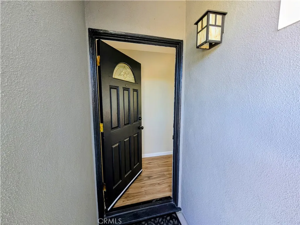 Additional image 4 of 23130 Victory Blvd, Woodland Hills, CA 91367