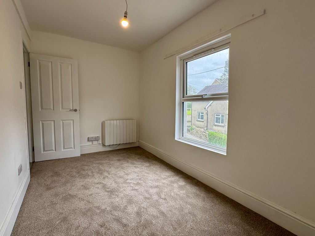 Additional image 7 of 2 bed flat to rentStation Road, Carmarthen SA33