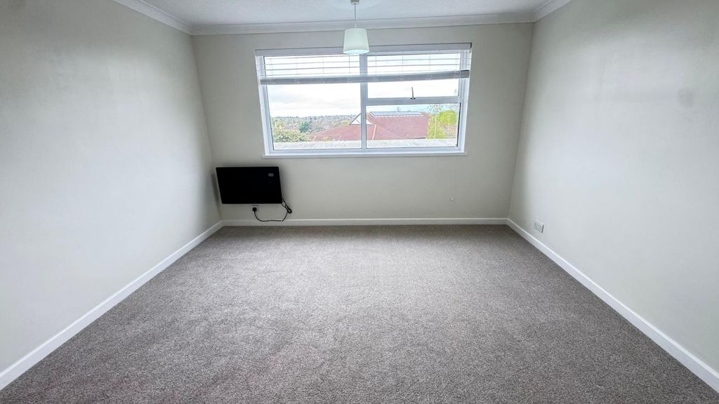 Additional image 3 of 2 bed flat to rentCharborough Road, Bristol BS34