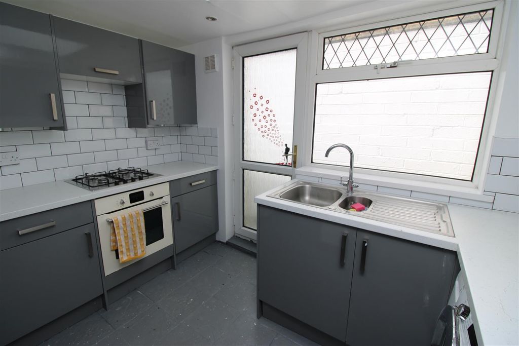 Additional image 3 of 3 bed terraced house to rentAbernant Road, Markham, Blackwood NP12
