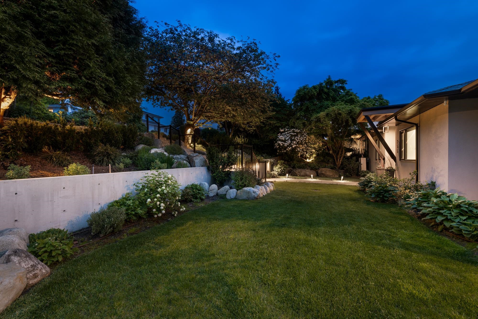 Additional image 3 of 255 Sandringham Crescent, North Vancouver, BC, V7N 2R7