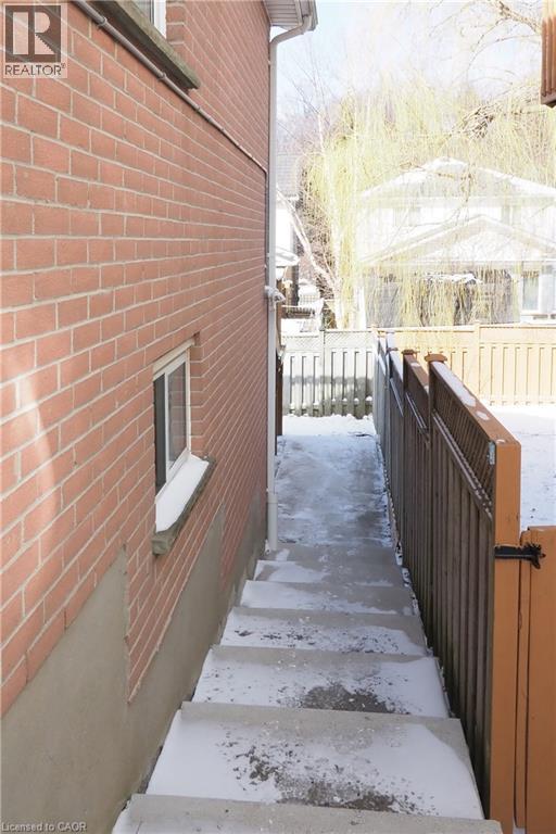 Additional image 3 of Lower-67 Hollyridge Crescent, Kitchener, ON, N2N3L9