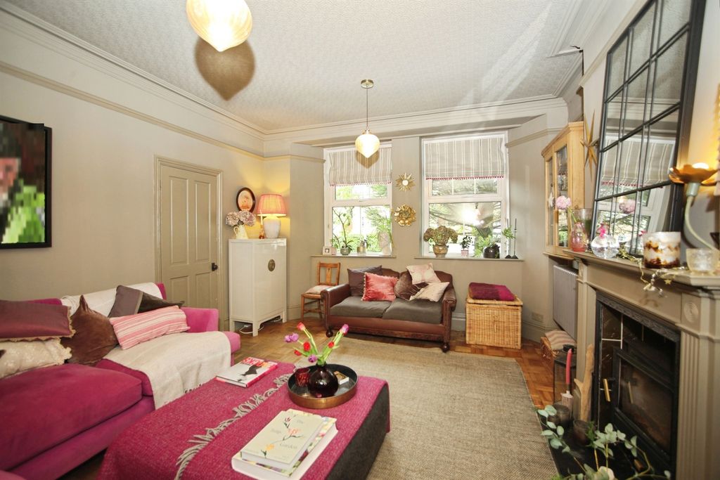 Additional image 10 of 5 bed detached house for saleSchool Road, Miskin, Pontyclun CF72