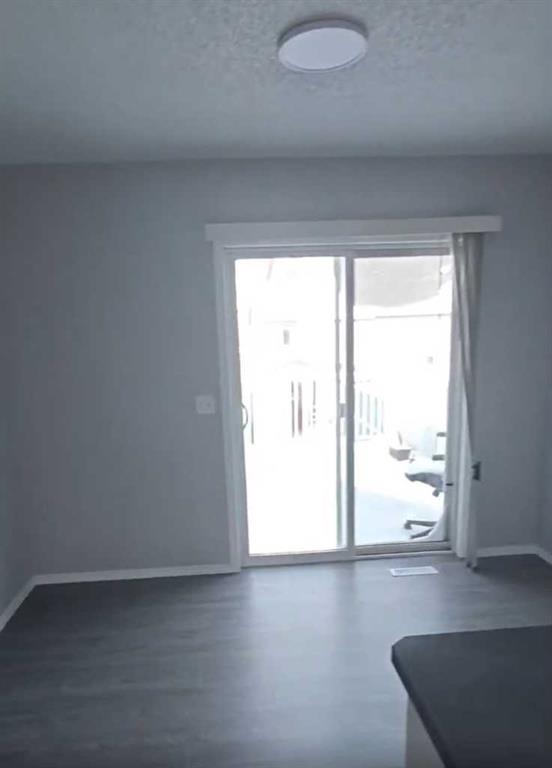 Additional image 4 of 40 Covepark Place NE, Calgary, AB, T3K 5Z8