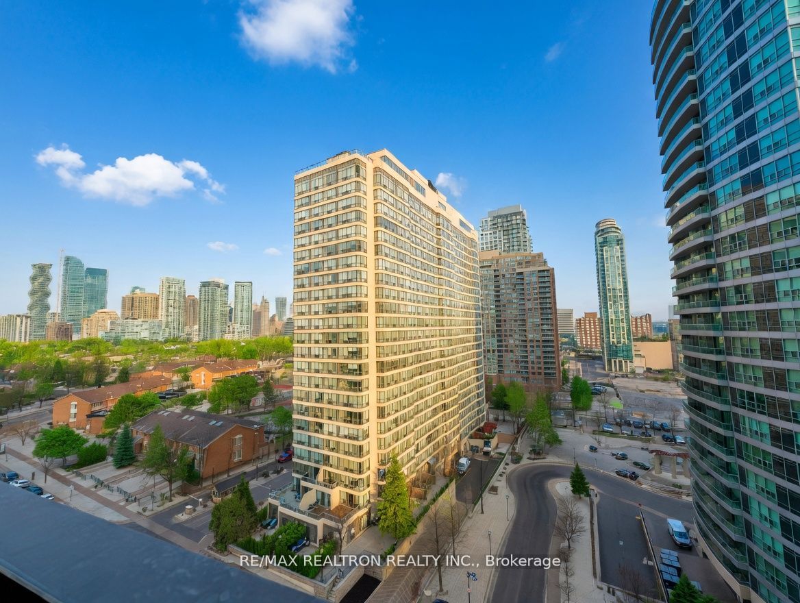 1011-30 Elm Drive W, Mississauga, ON, L5B 0N6